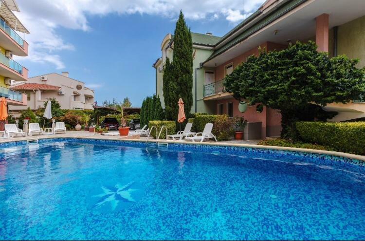 Duplex Apartments Sveti Vlas Buitenkant foto